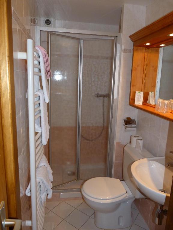 Hotel Belalp Châtel Zimmer foto